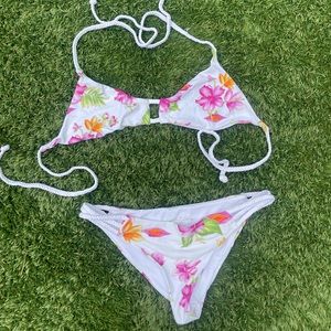 Frankies Bikinis Set